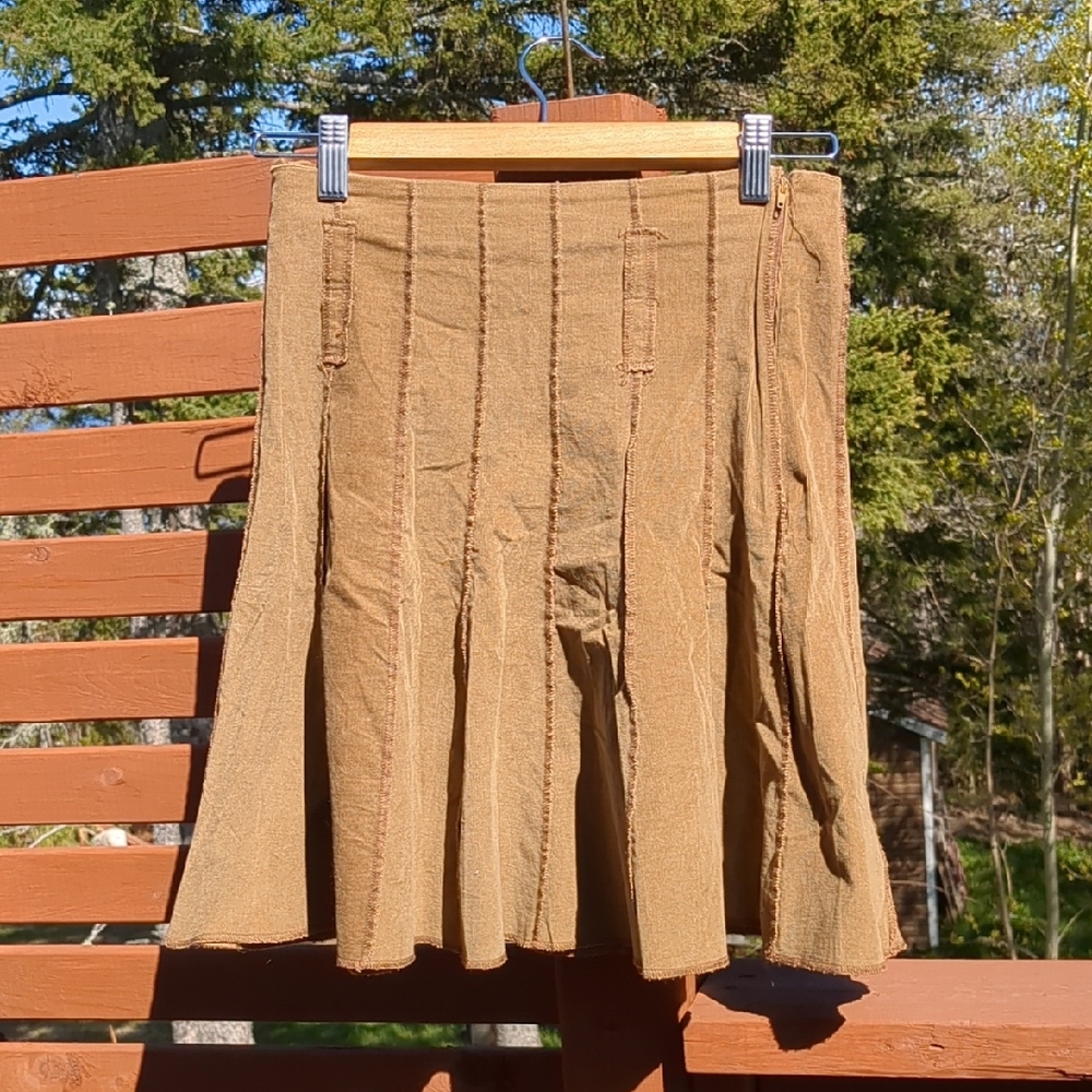 -VINTAGE- Made In Canada Knee Long Skirt Tan Y2K With Double Belt Strap Size 3